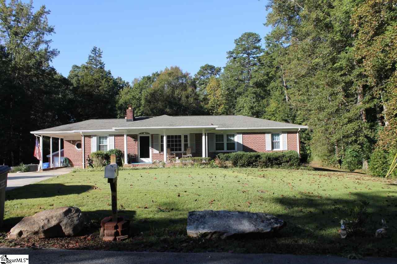 Property image 1 at 208 S Wingate Road, Greenville, SC 29605