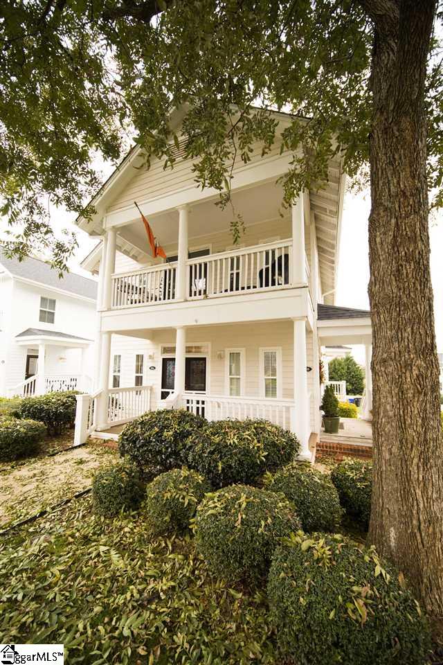 Property image 1 at 15 Oakhurst Avenue, Greenville, SC 29609