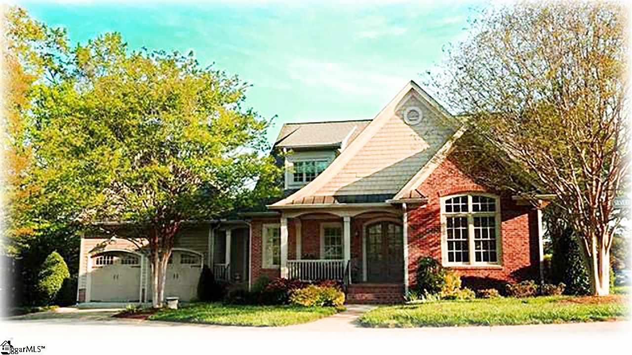 Property image 1 at 2 Silvery Blue Court, Greenville, SC 29607