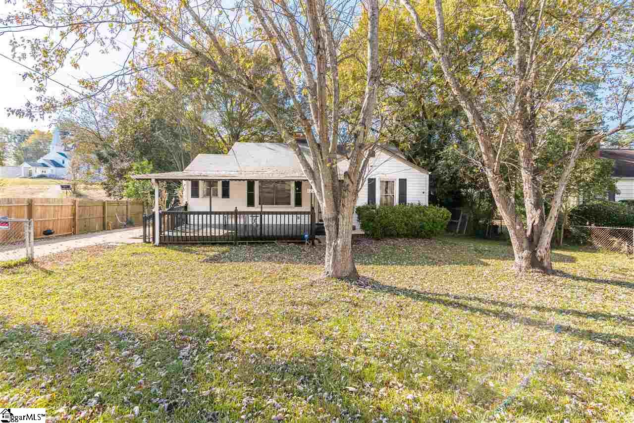 Property image 1 at 122 S Estate Drive, Greenville, SC 29605