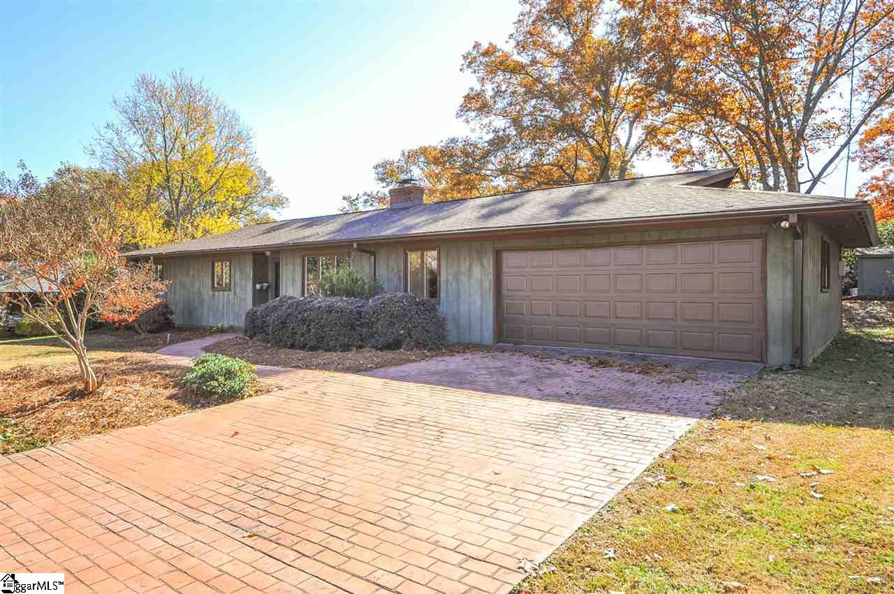 Property image 1 at 20 Ravensworth Road, Taylors, SC 29687