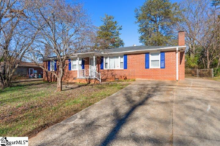 Property image 1 at 209 Tucson Drive, Greenville, SC 29617