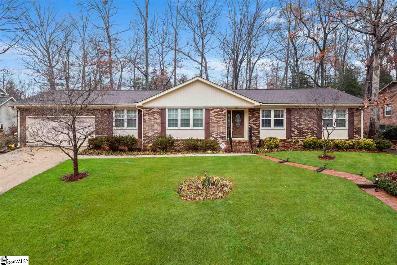 Property image 1 at 3 Old Mill Court, Taylors, SC 29687