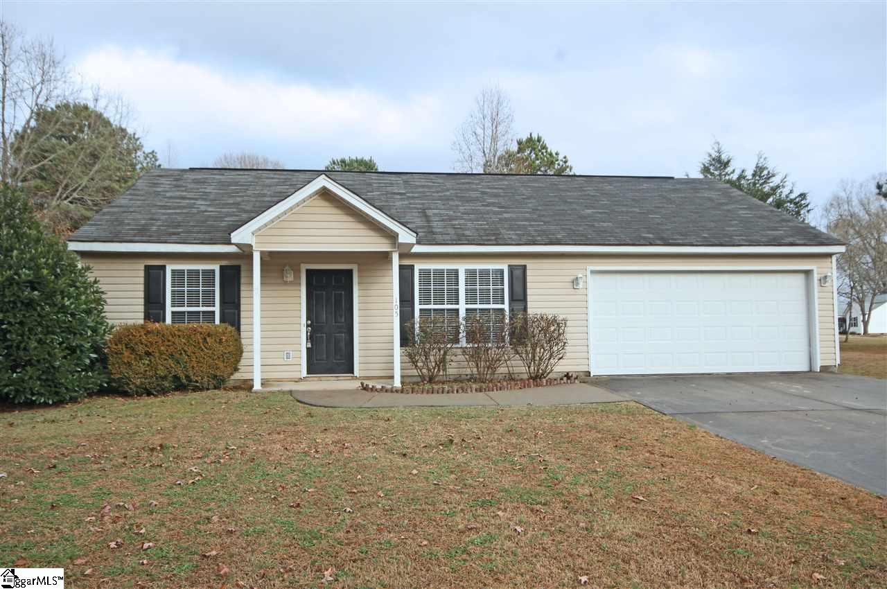 Property image 1 at 105 Laura Jane Lane, Gray Court, SC 29645