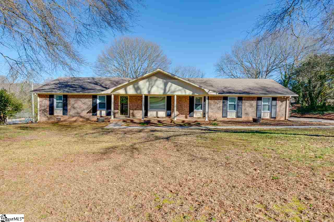 Property image 1 at 300 Timbrooke Way, Easley, SC 29642