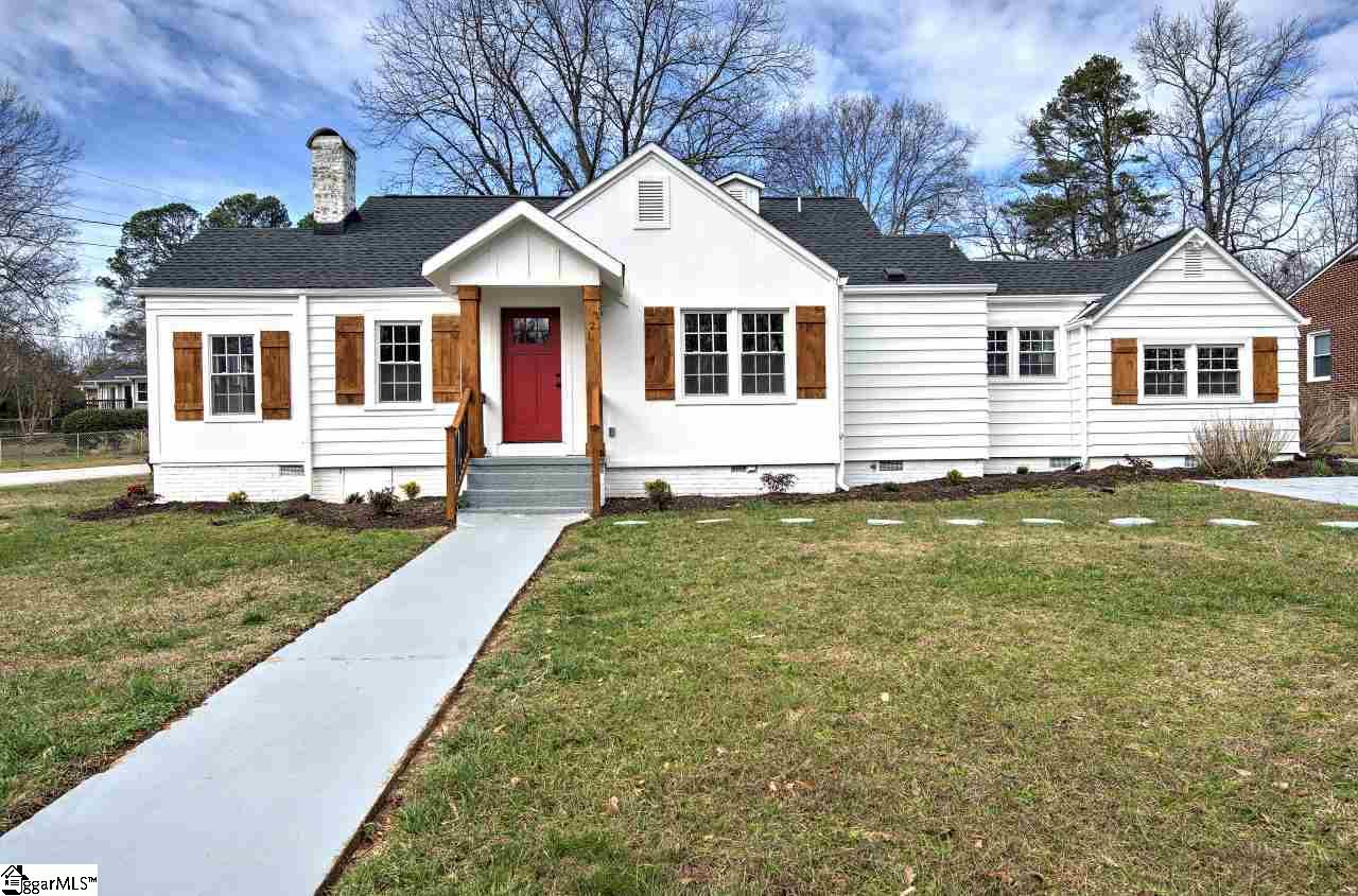 Property image 1 at 121 Wedgewood Drive, Greenville, SC 29609