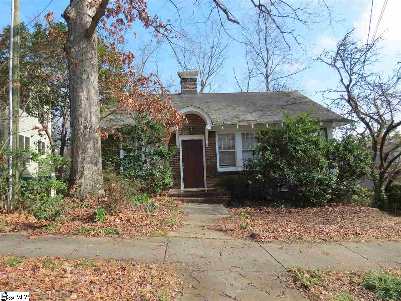 Property image 1 at 6 Rowley Street, Greenville, SC 29601-1616