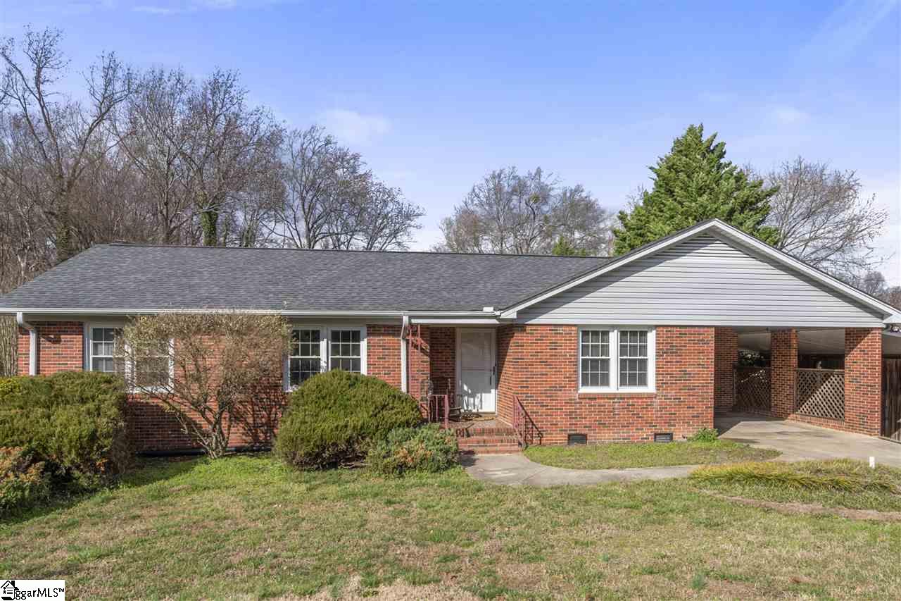 Property image 1 at 433 Fairhaven Drive, Taylors, SC 29687