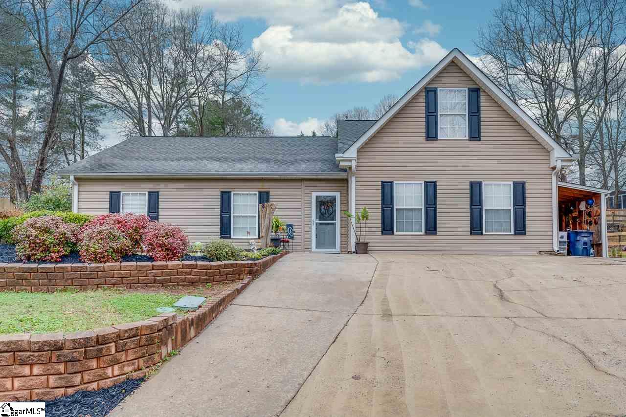 Property image 1 at 3 Roundleaf Court, Simpsonville, SC 29680