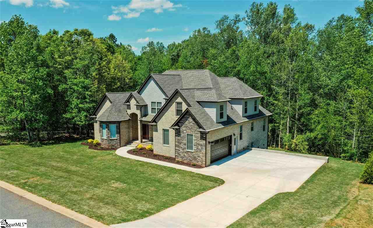 Property image 1 at 353 Benford Drive, Boiling Springs, SC 29316