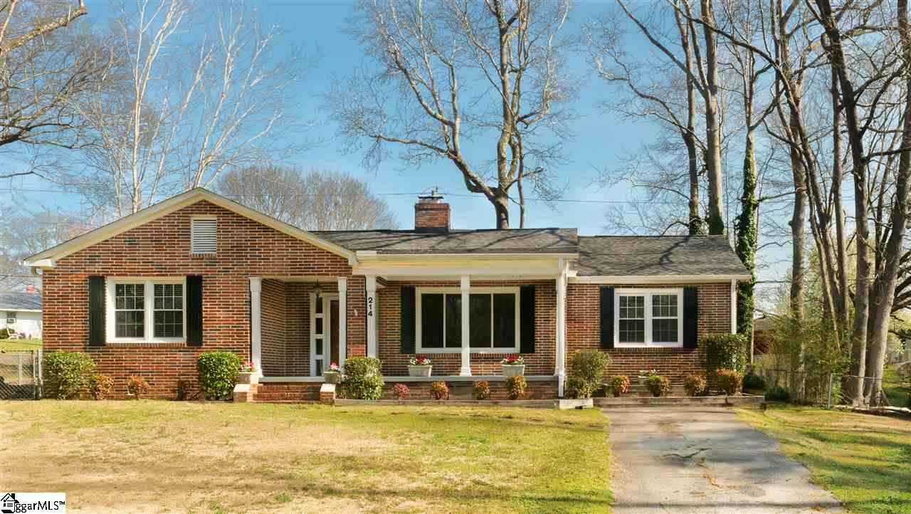 Property image 1 at 214 Helen Street, Simpsonville, SC 29681