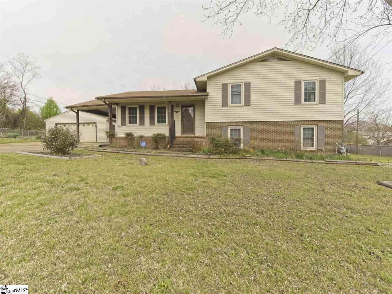 Property image 1 at 101 Dogwood Court, Piedmont, SC 29673-8955