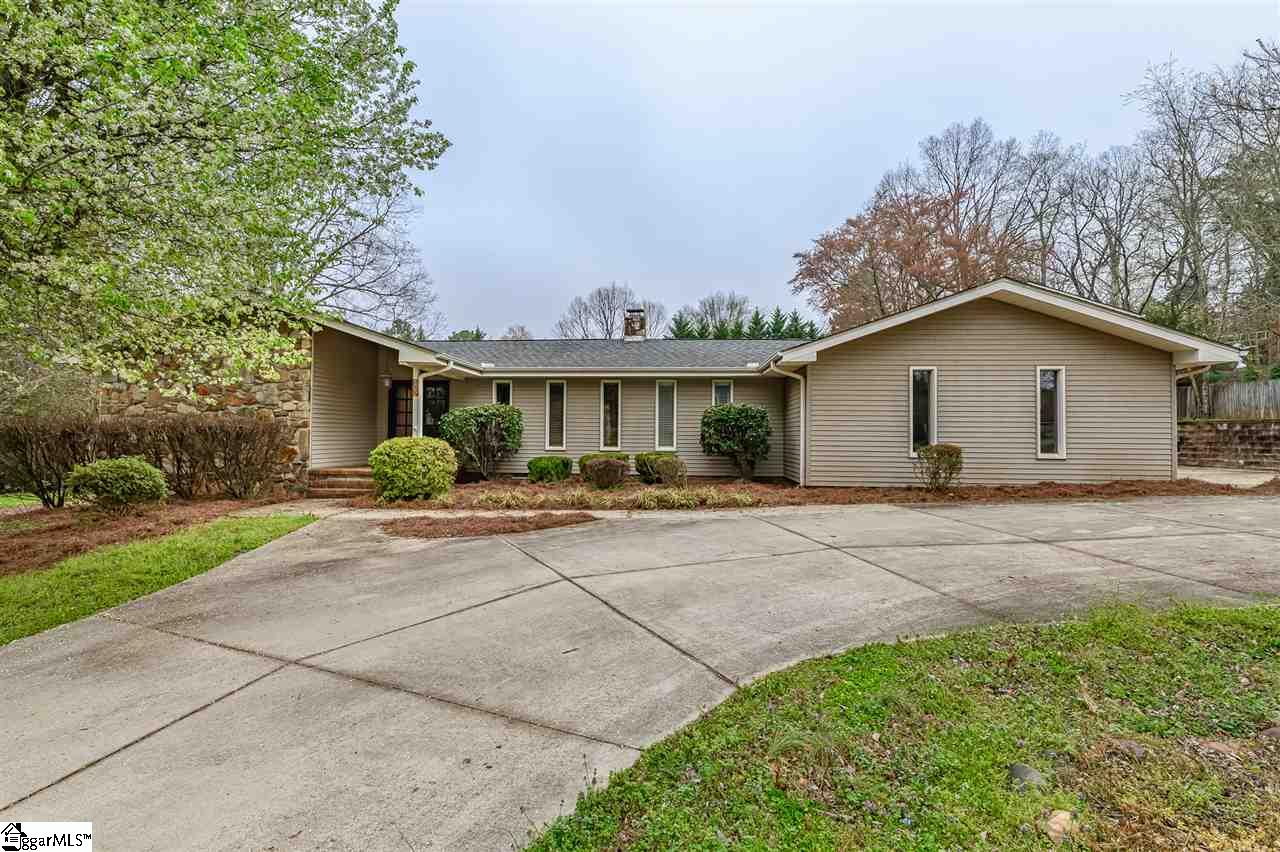 Property image 1 at 200 Stonegate Court, Easley, SC 29642