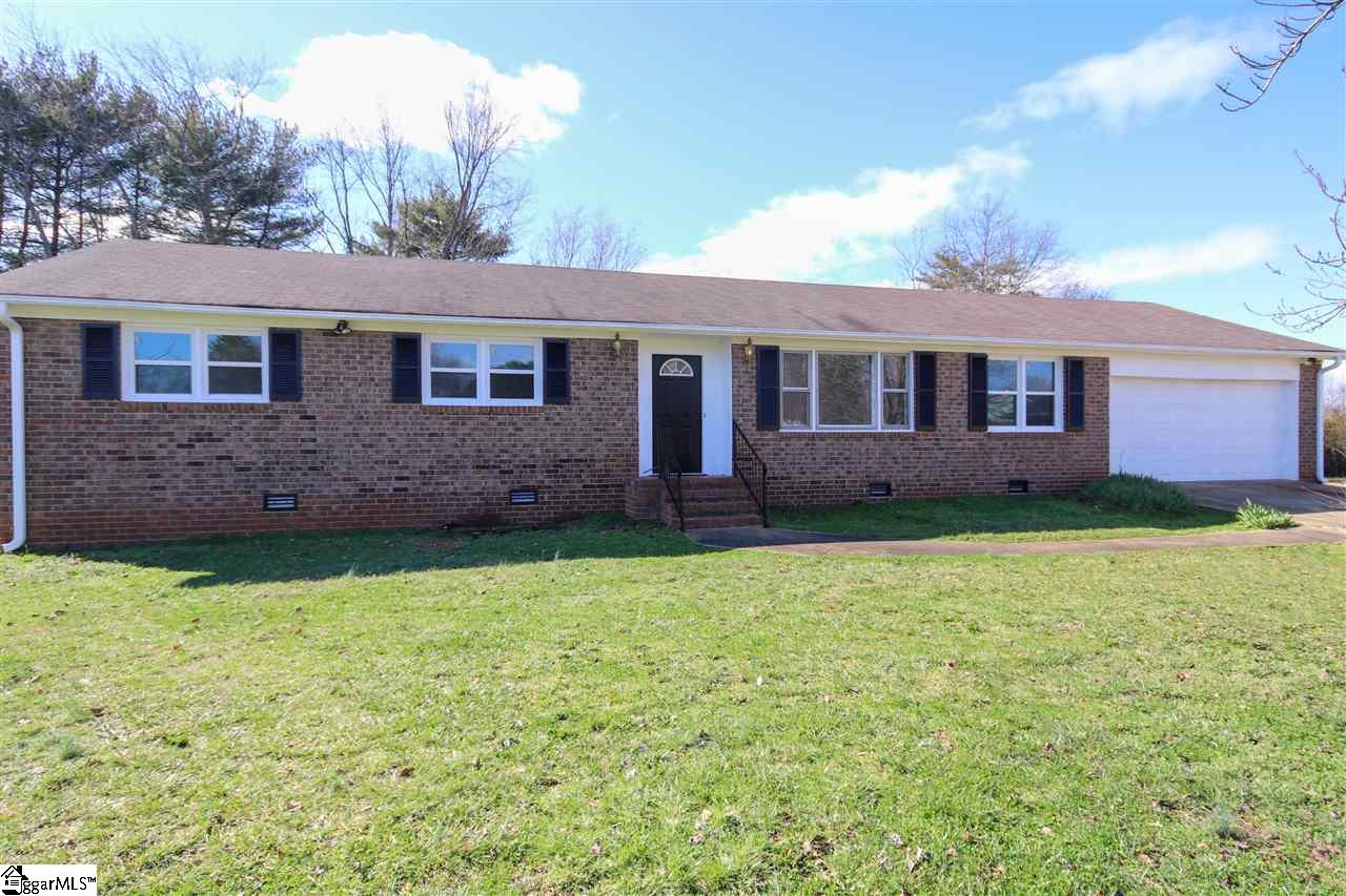 Property image 1 at 10 MILLCREST Way, Mauldin, SC 29662