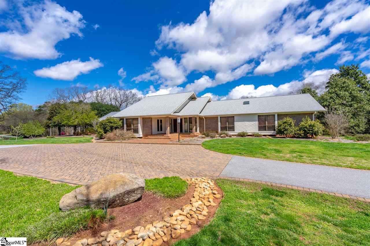 Property image 1 at 175 Foot Hills Road, Greenville, SC 29617