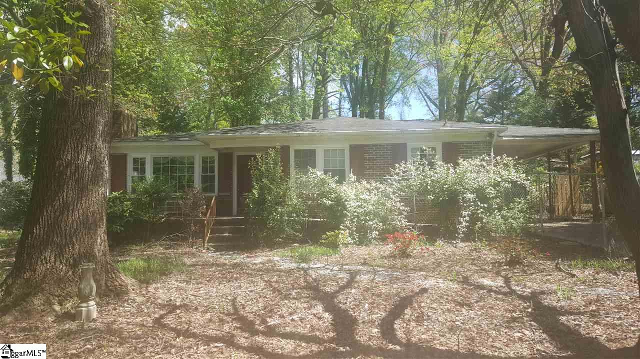 Property image 1 at 204 Piedmont Park Road, Greenville, SC 29609