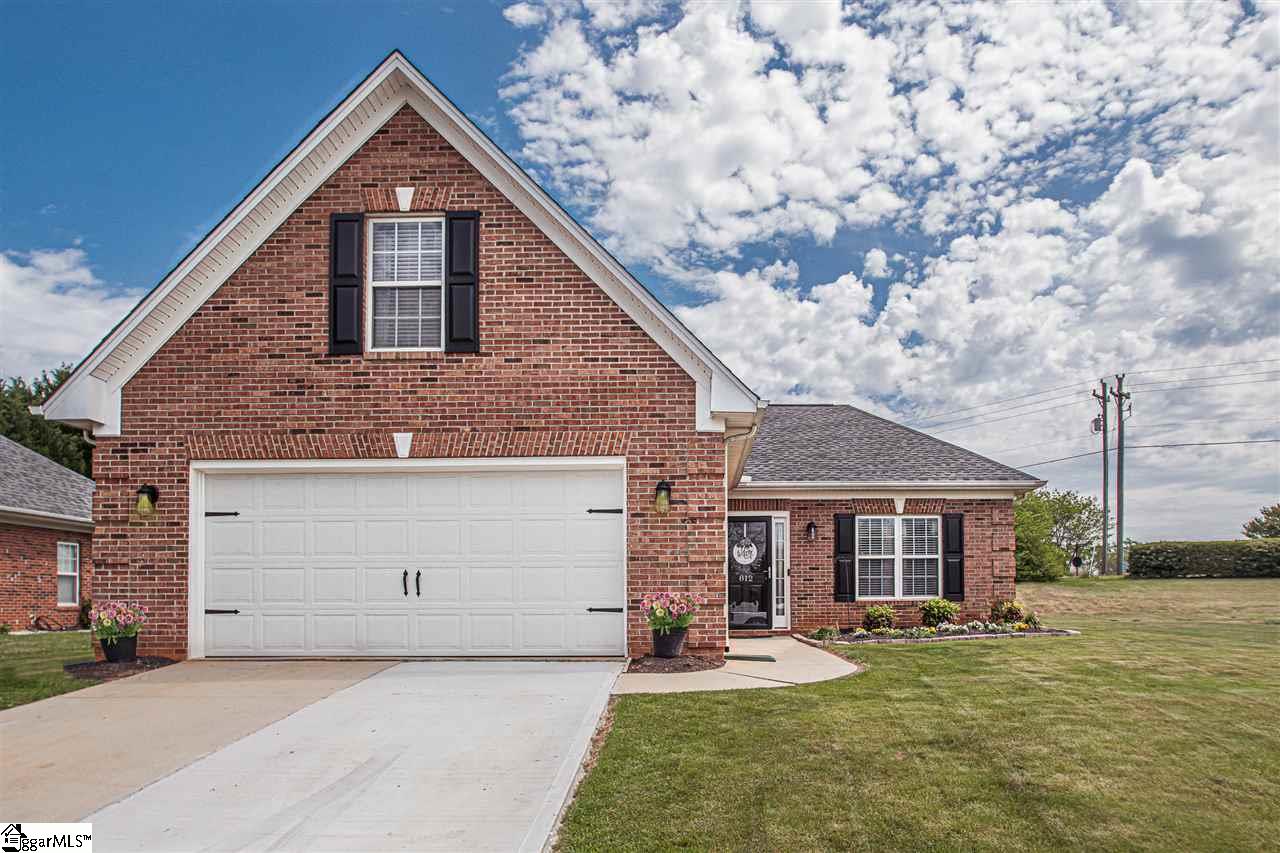 Property image 1 at 812 Palomino Court, Simpsonville, SC 29681