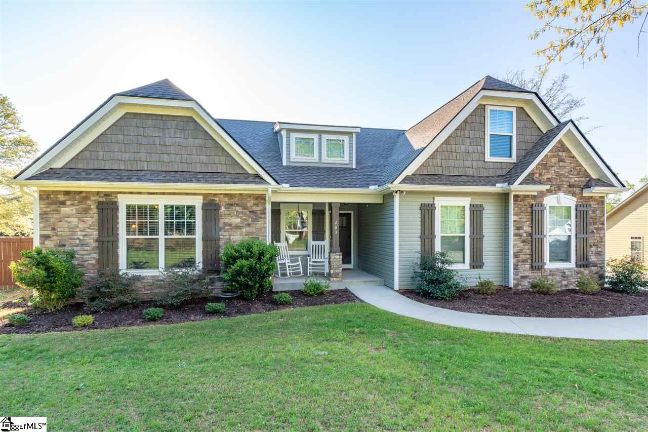 Property image 1 at 403 Sunset Pointe Drive, Lyman, SC 29365