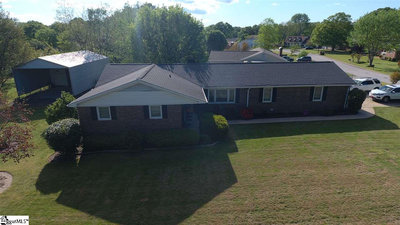 Property image 1 at 202 Wemberly Lane, Simpsonville, SC 29681