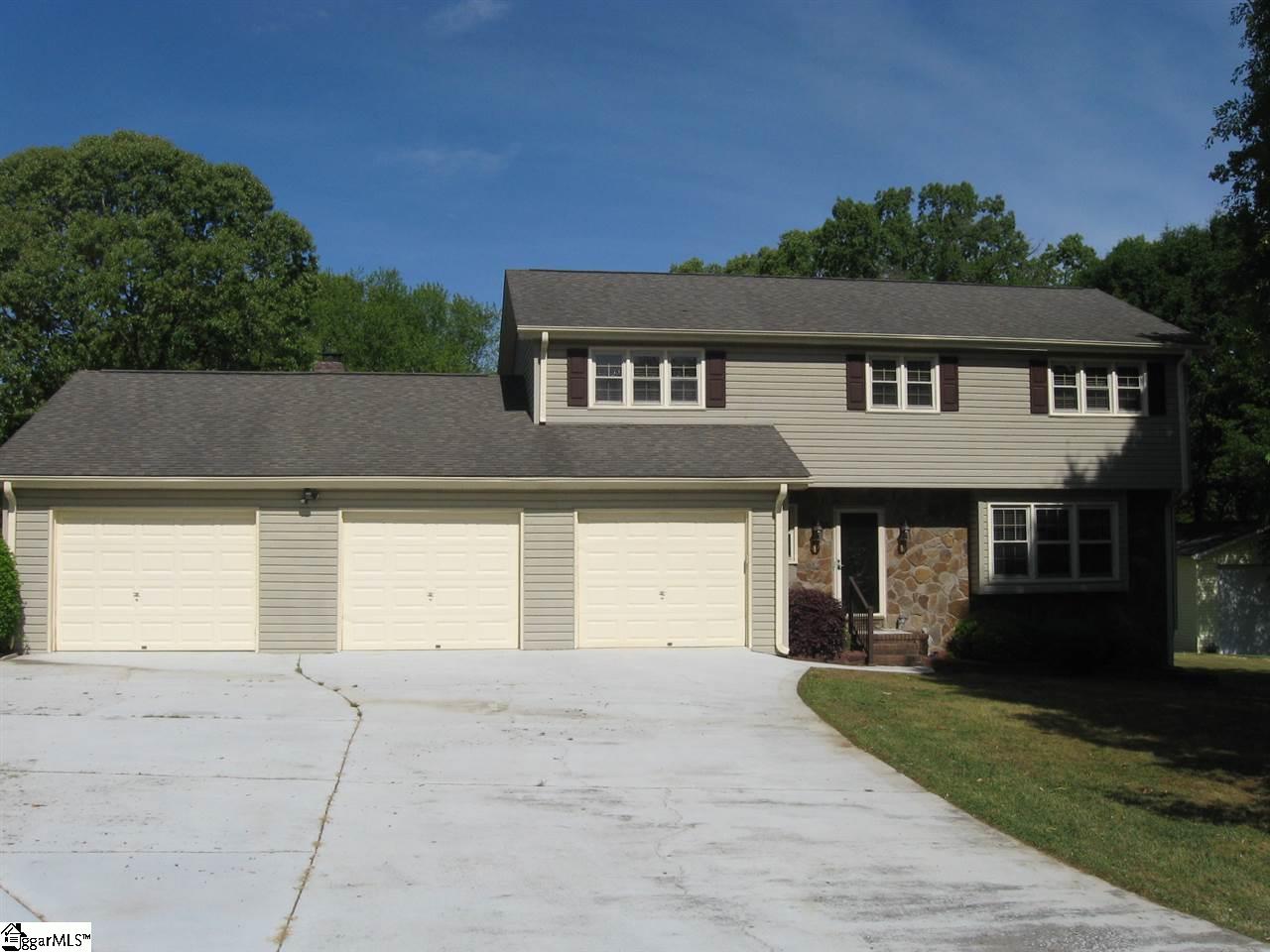 Property image 1 at 208 S Severn Circle, Easley, SC 29642