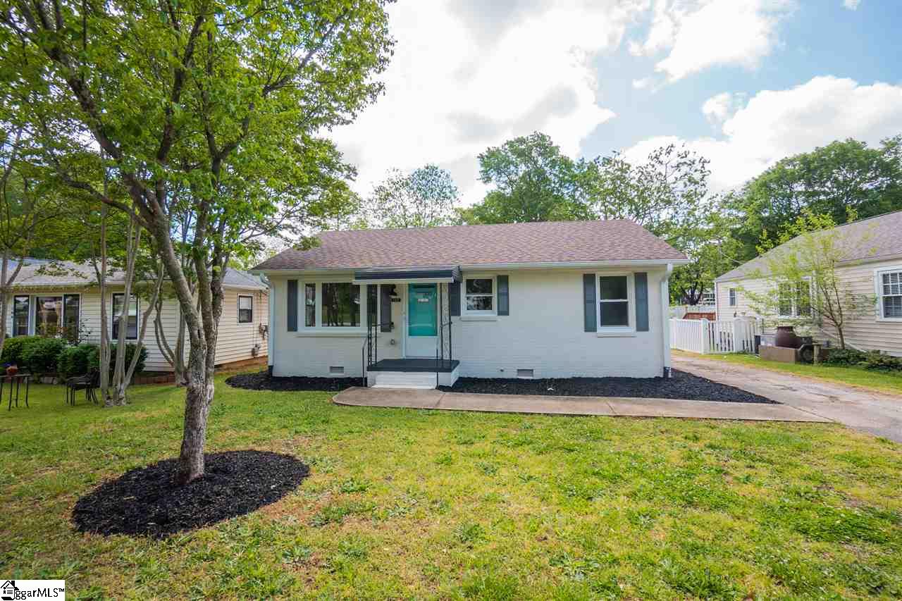 Property image 1 at 102 Sycamore Drive, Greenville, SC 29607-2950