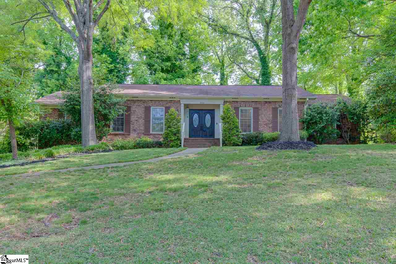 Property image 1 at 320 Lakewood Circle, Greer, SC 29651