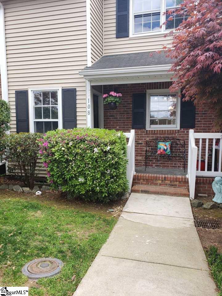 Property image 1 at 108 E Bay Court, Mauldin, SC 29662