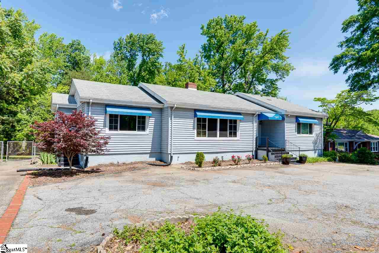 Property image 1 at 1547 Wade Hampton Boulevard, Greenville, SC 29609