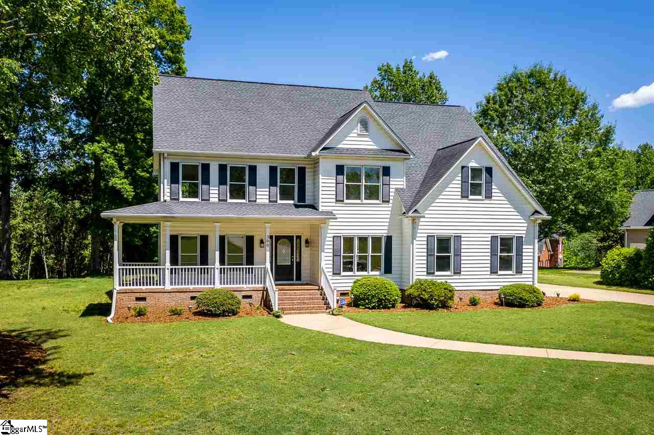 Property image 1 at 300 N Silver Beech Lane, Greer, SC 29651