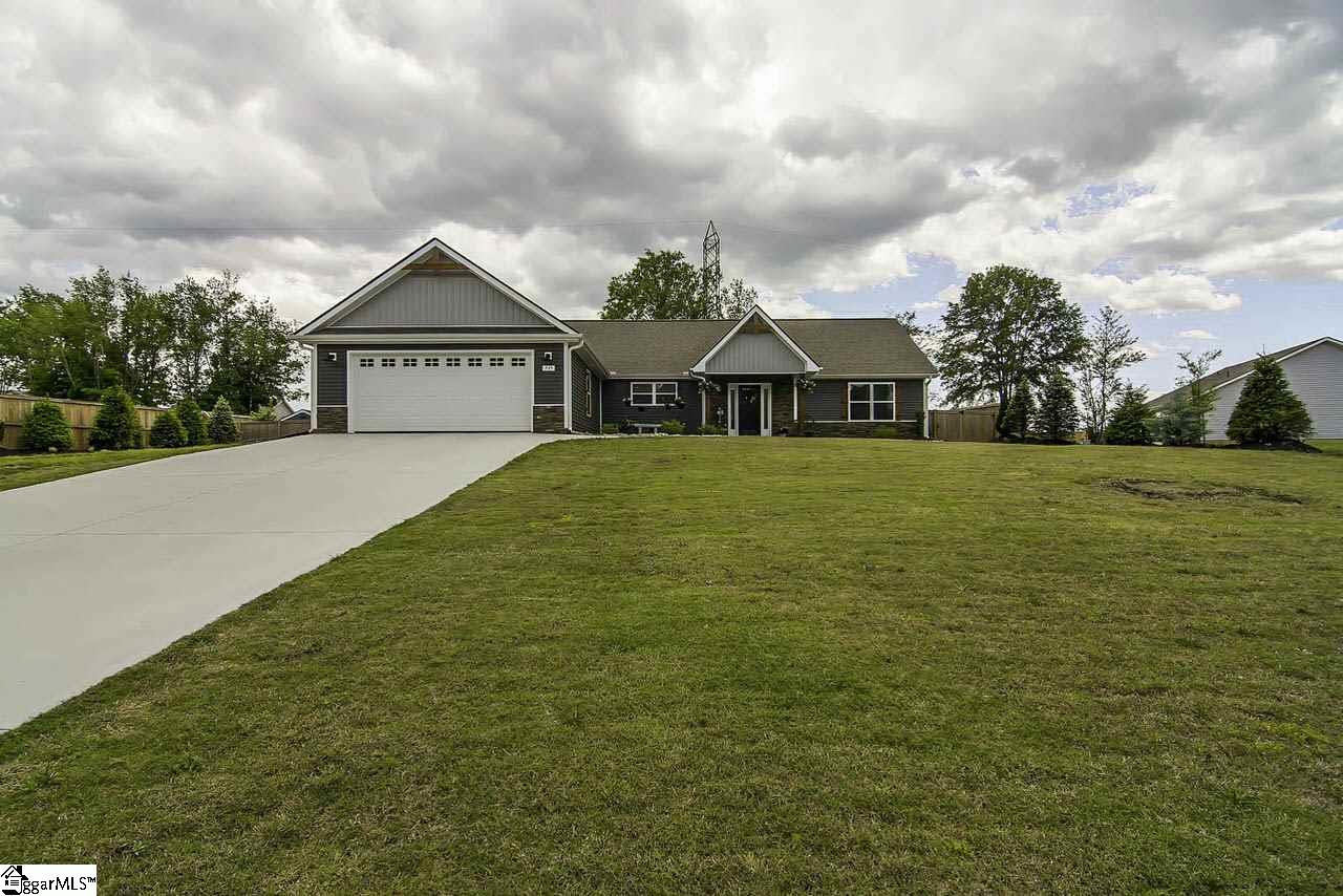 Property image 1 at 735 Baldwin Orchard Drive, Inman, SC 29349