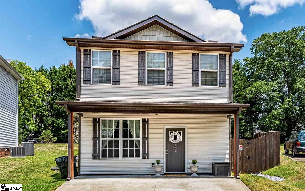 Property image 1 at 220 Summerlea Lane, Greer, SC 29651
