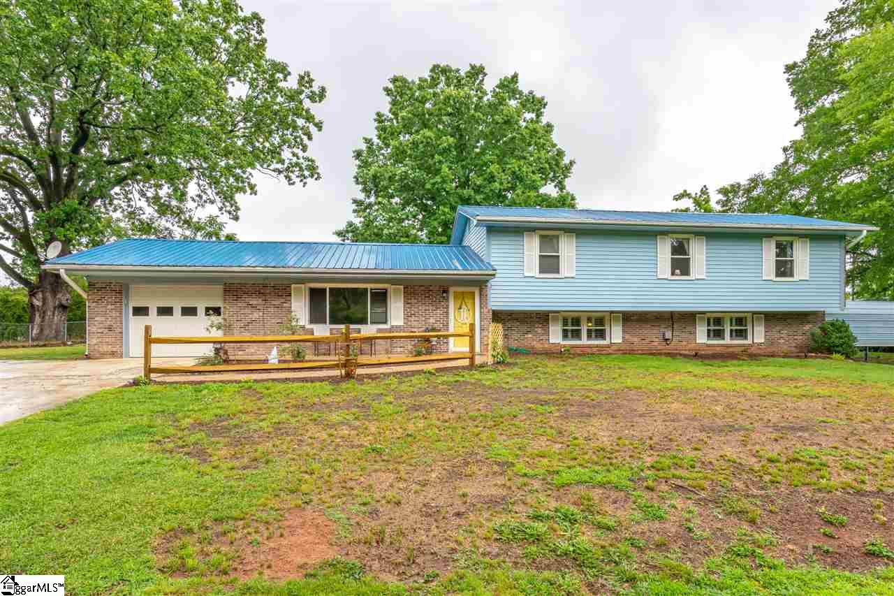 Property image 1 at 104 Golden Grove Circle, Piedmont, SC 29673