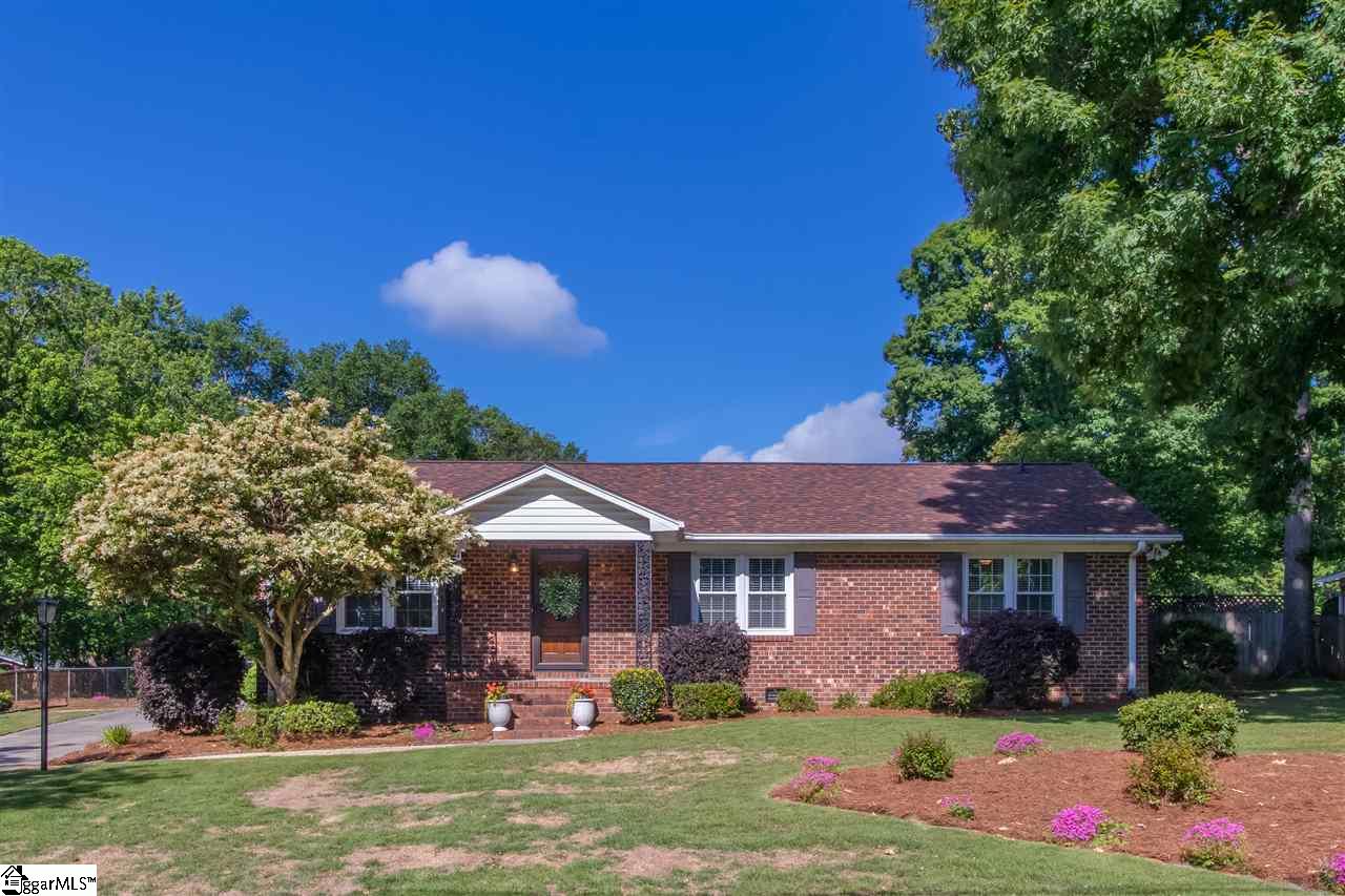 Property image 1 at 18 THAMES Drive, Taylors, SC 29687