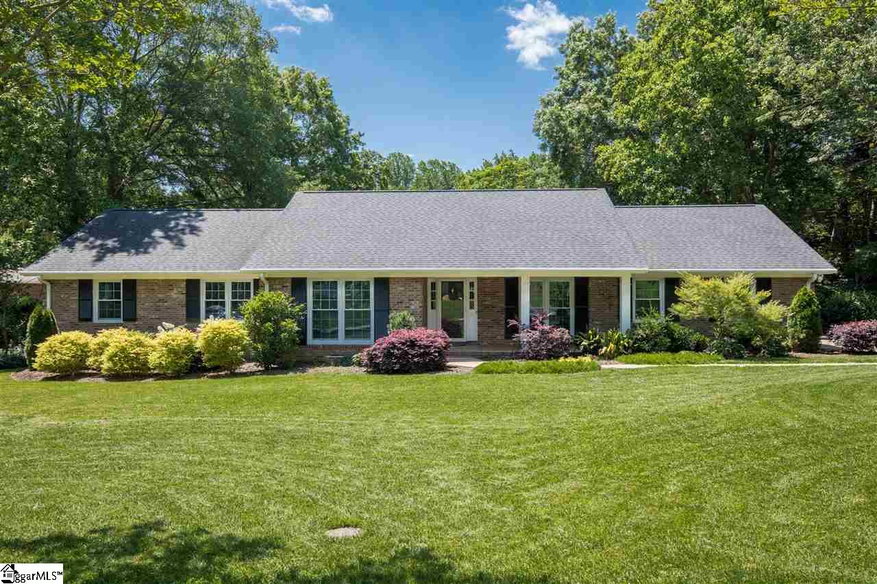 Property image 1 at 6 Stonehedge Drive, Greenville, SC 29615