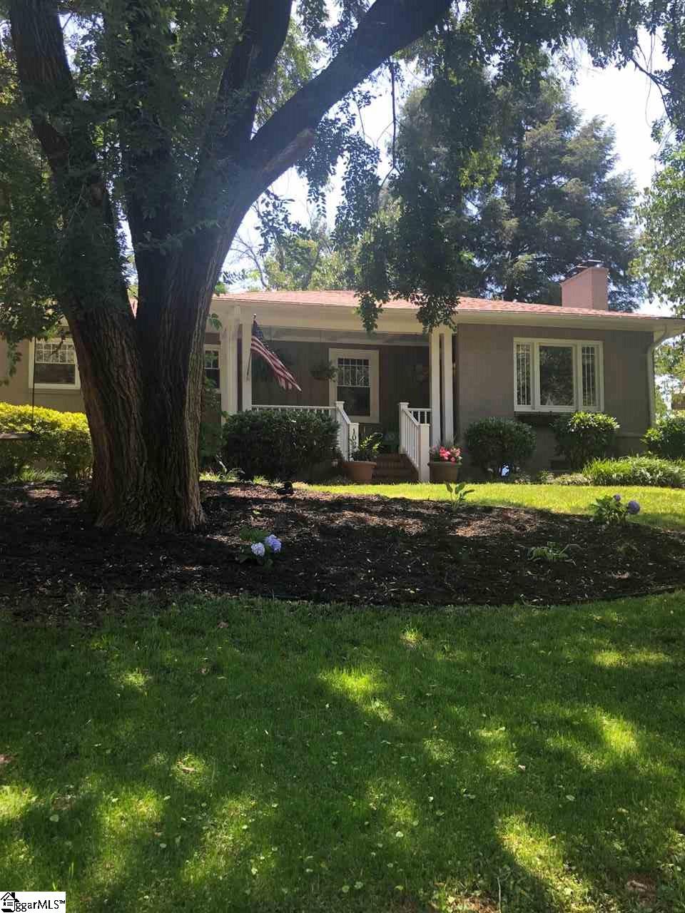 Property image 1 at 102 Ashford Avenue, Greenville, SC 29609