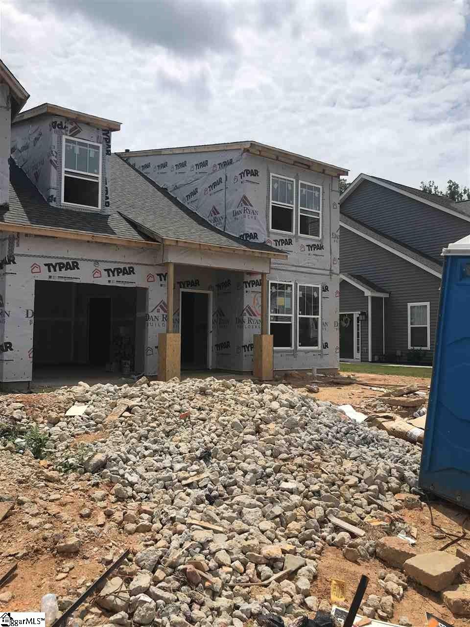 Property image 1 at 108 Creekhaven Lane, Taylors, SC 29687