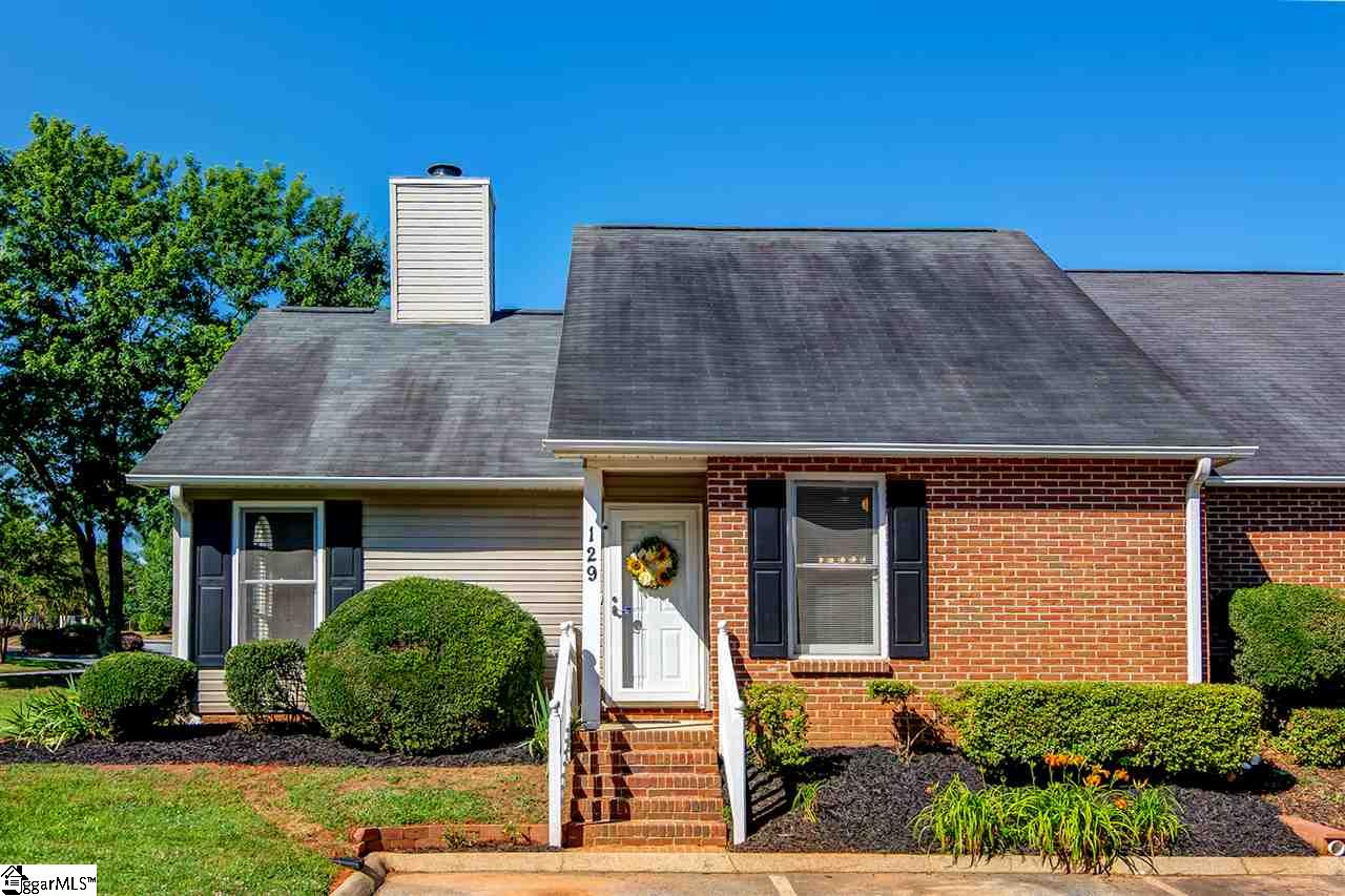 Property image 1 at 129 Daniel Court, Mauldin, SC 29662