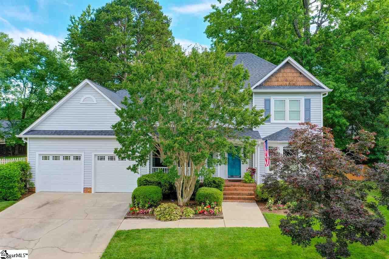 Property image 1 at 8 Bernwood Drive, Taylors, SC 29687