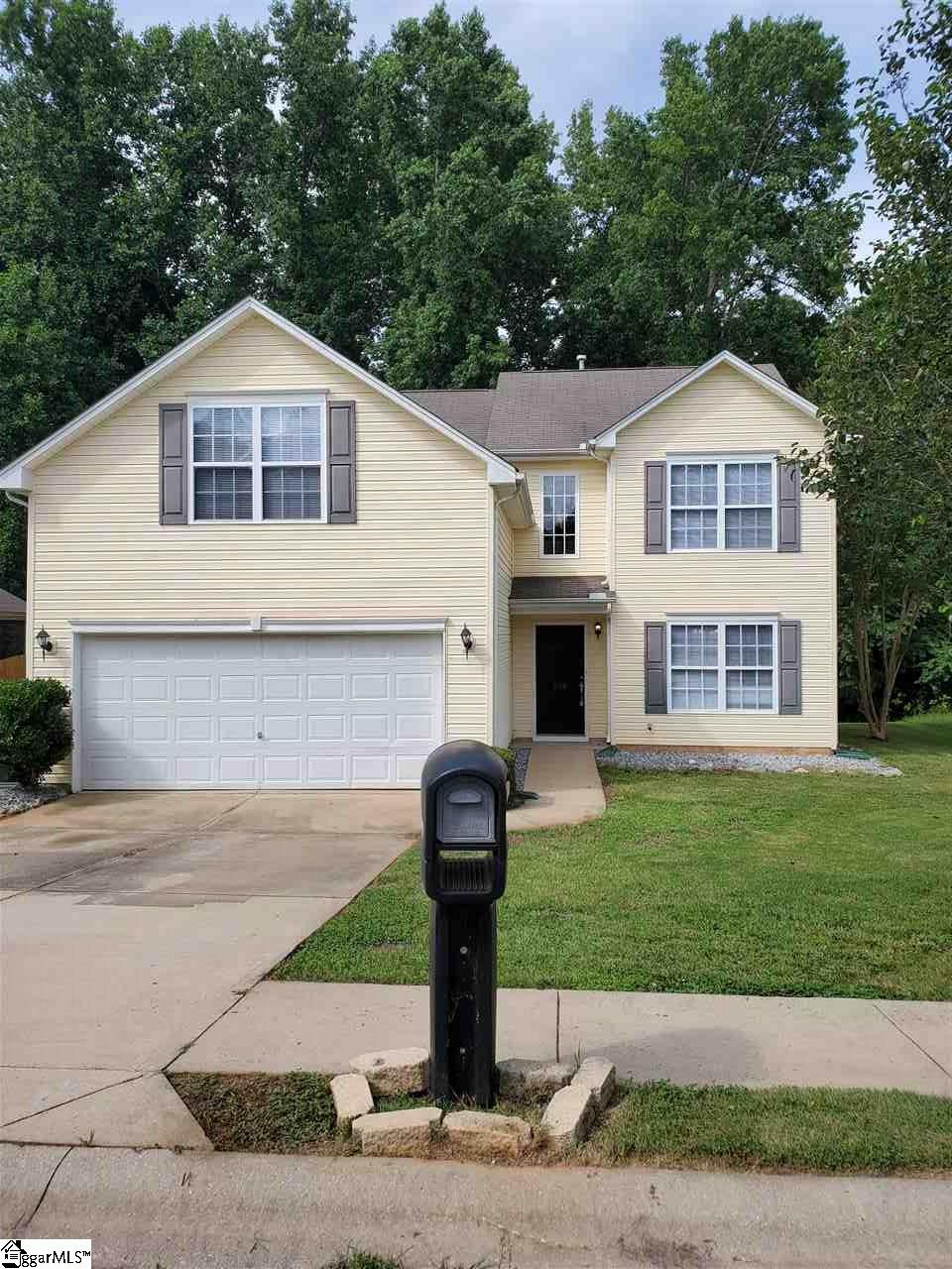 Property image 1 at 200 Manhassett Court, Greenville, SC 29607