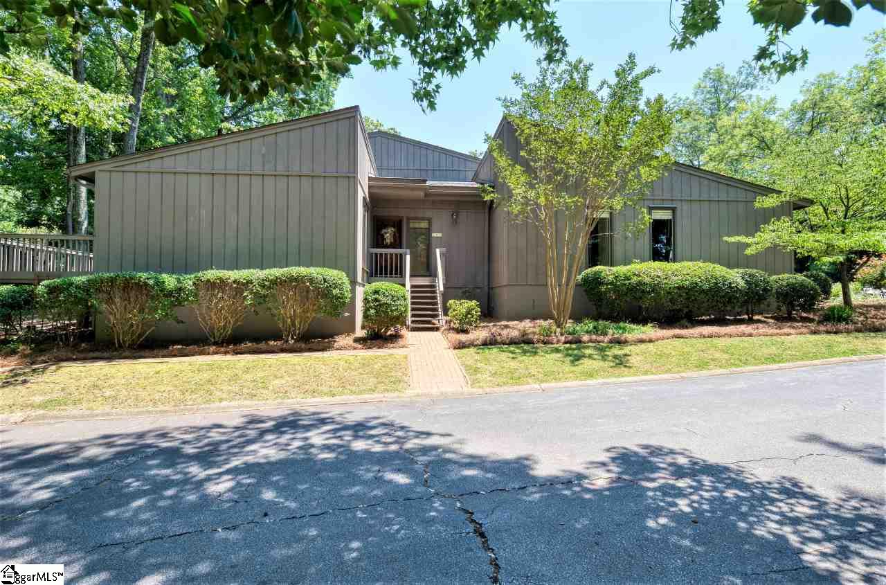 Property image 1 at 140 Inglewood Way, Greenville, SC 29615