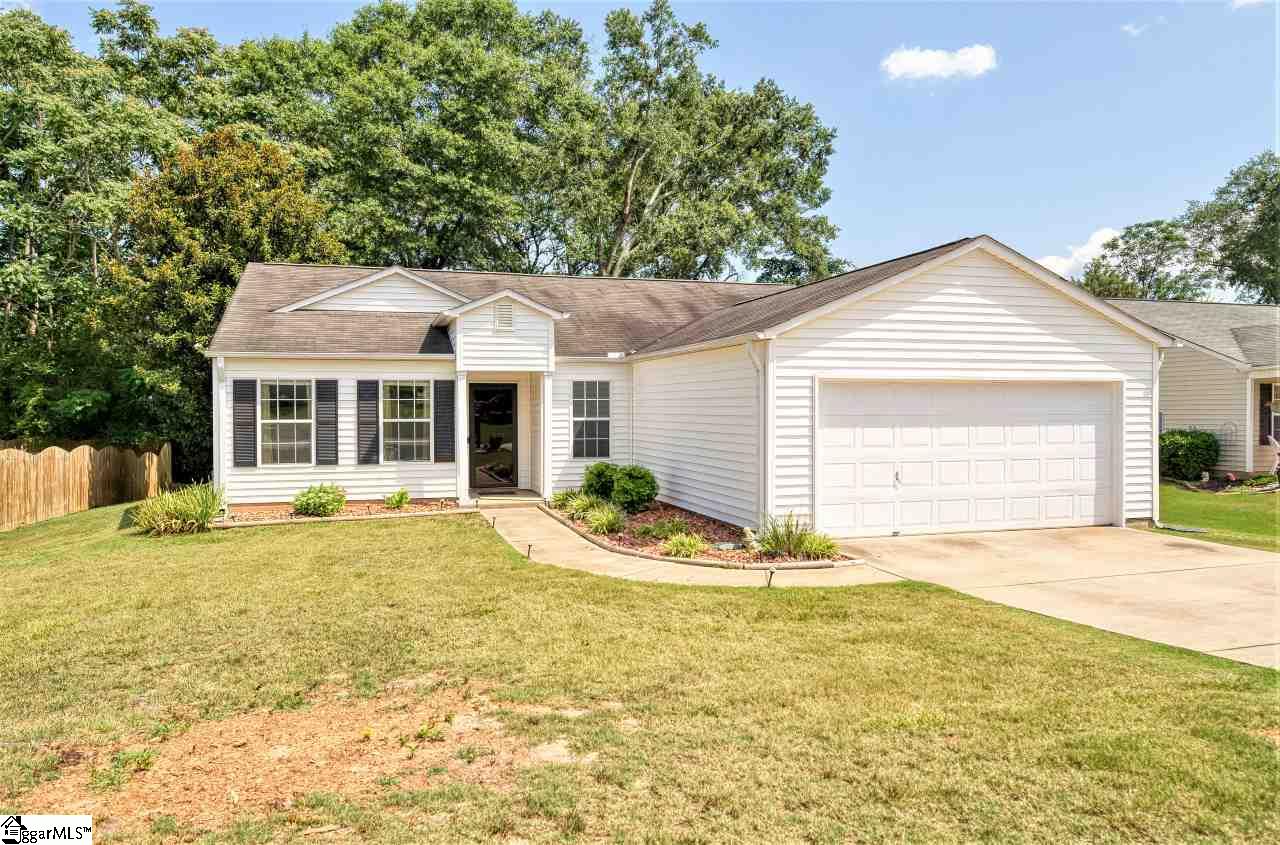 Property image 1 at 105 Barnyard Way, Simpsonville, SC 29681