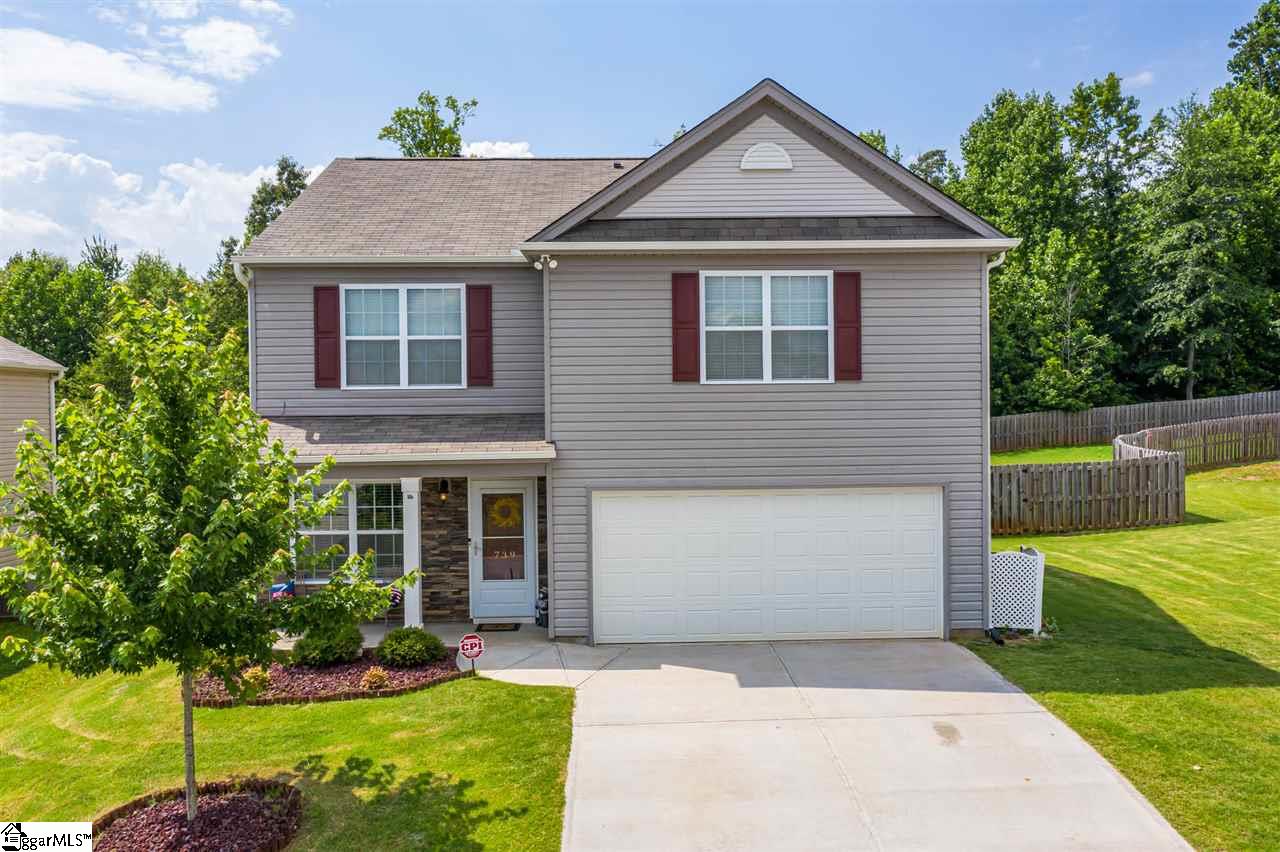 Property image 1 at 739 Streamside Drive, Piedmont, SC 29673