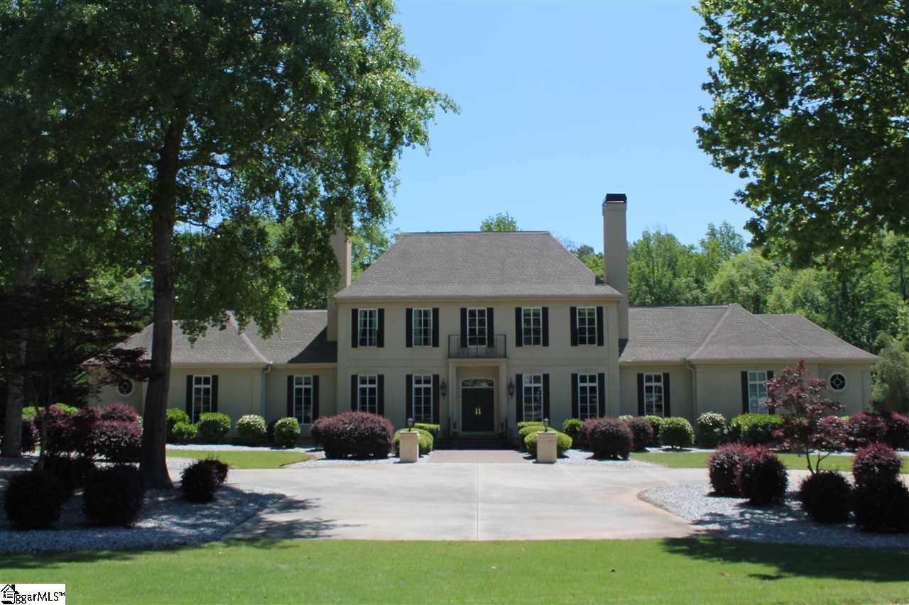 1102 Thornehill Drive