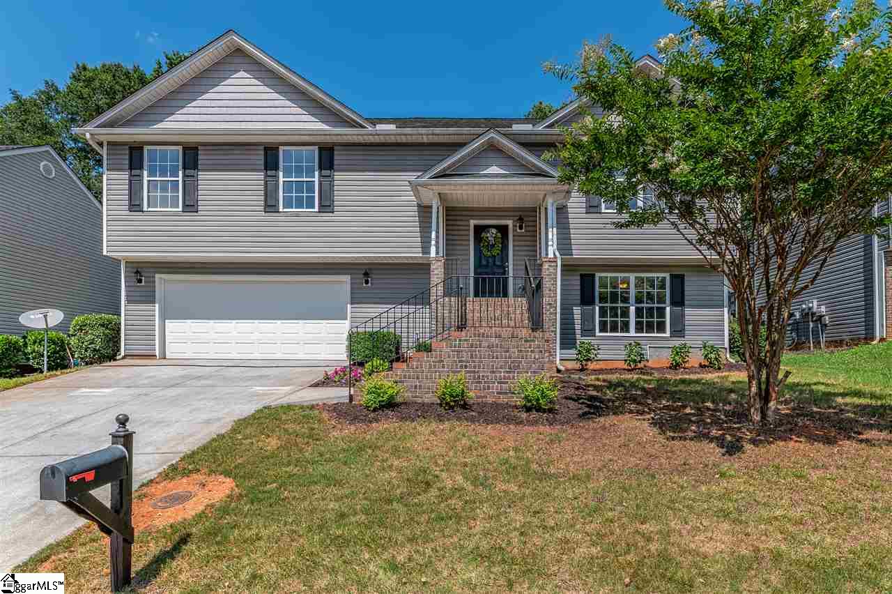 Property image 1 at 46 Spring Fellow Lane, Taylors, SC 29687