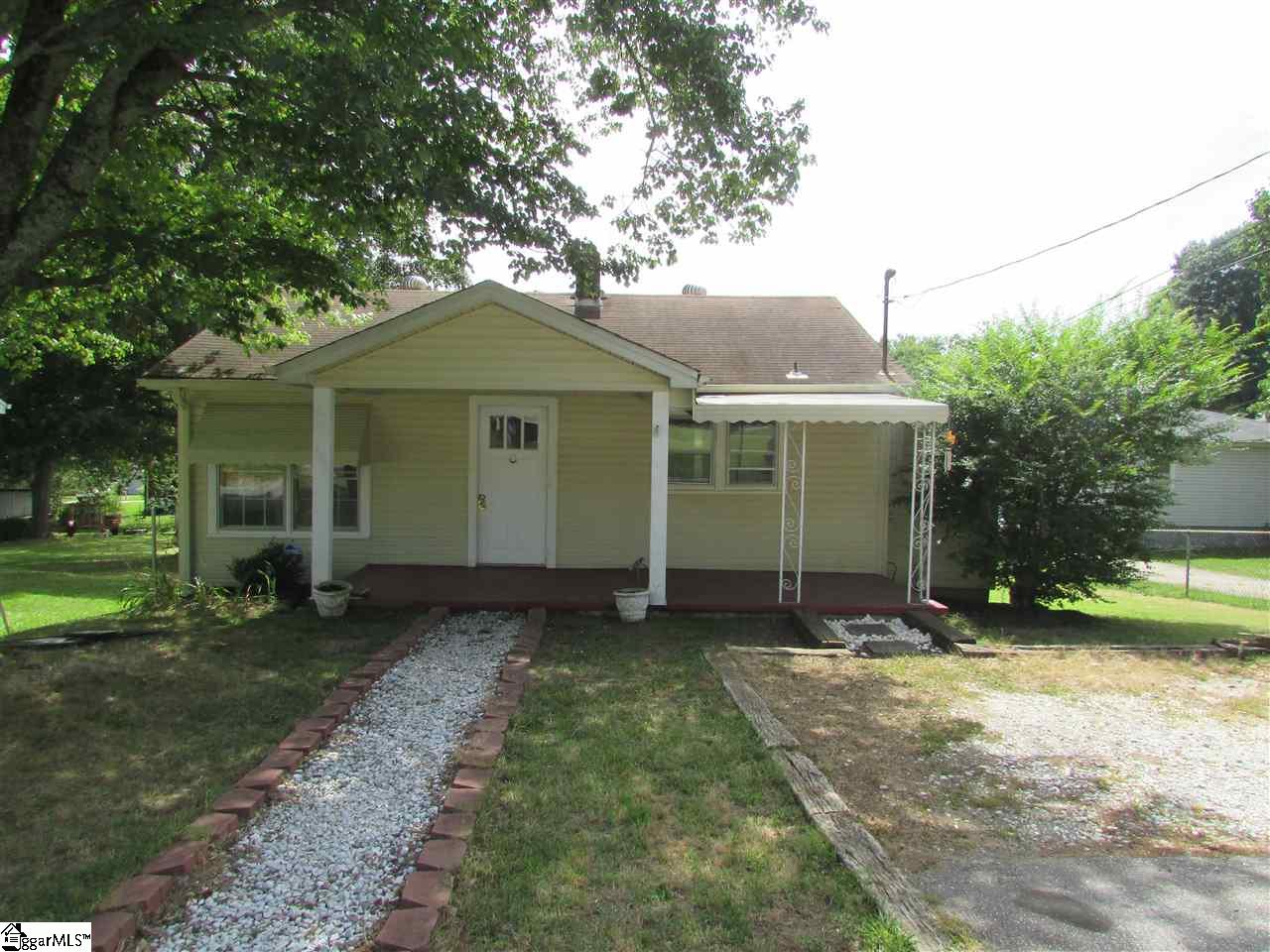 Property image 1 at 104 Roper Street, Easley, SC 29640-2725