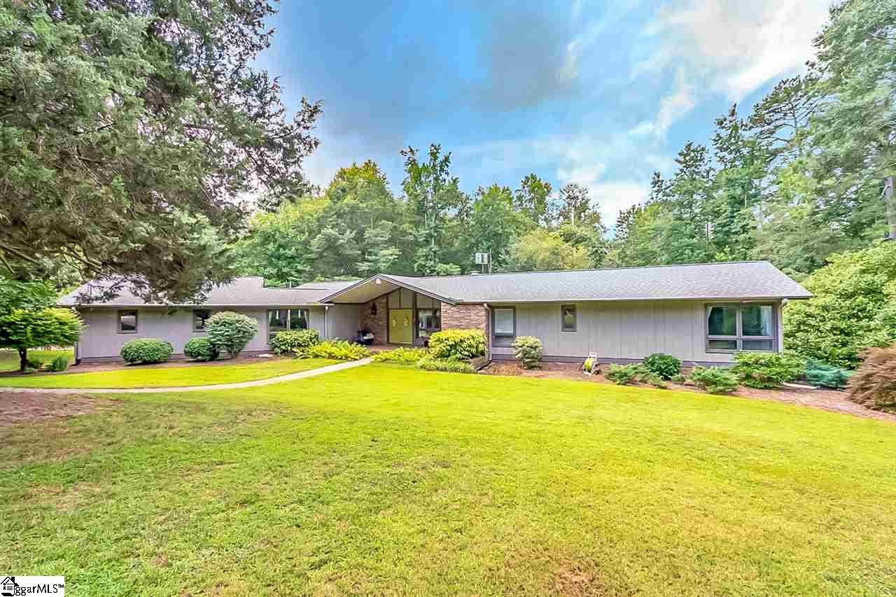 Property image 1 at 110 Wellington Road, Easley, SC 29642