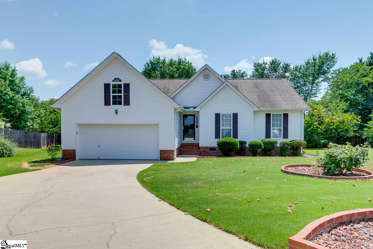 Property image 1 at 14 Equestrian Court, Simpsonville, SC 29680