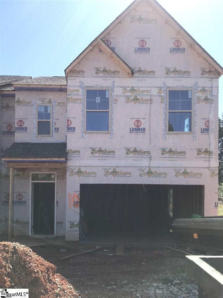 Property image 1 at 18 Green Street, Mauldin, SC 29662