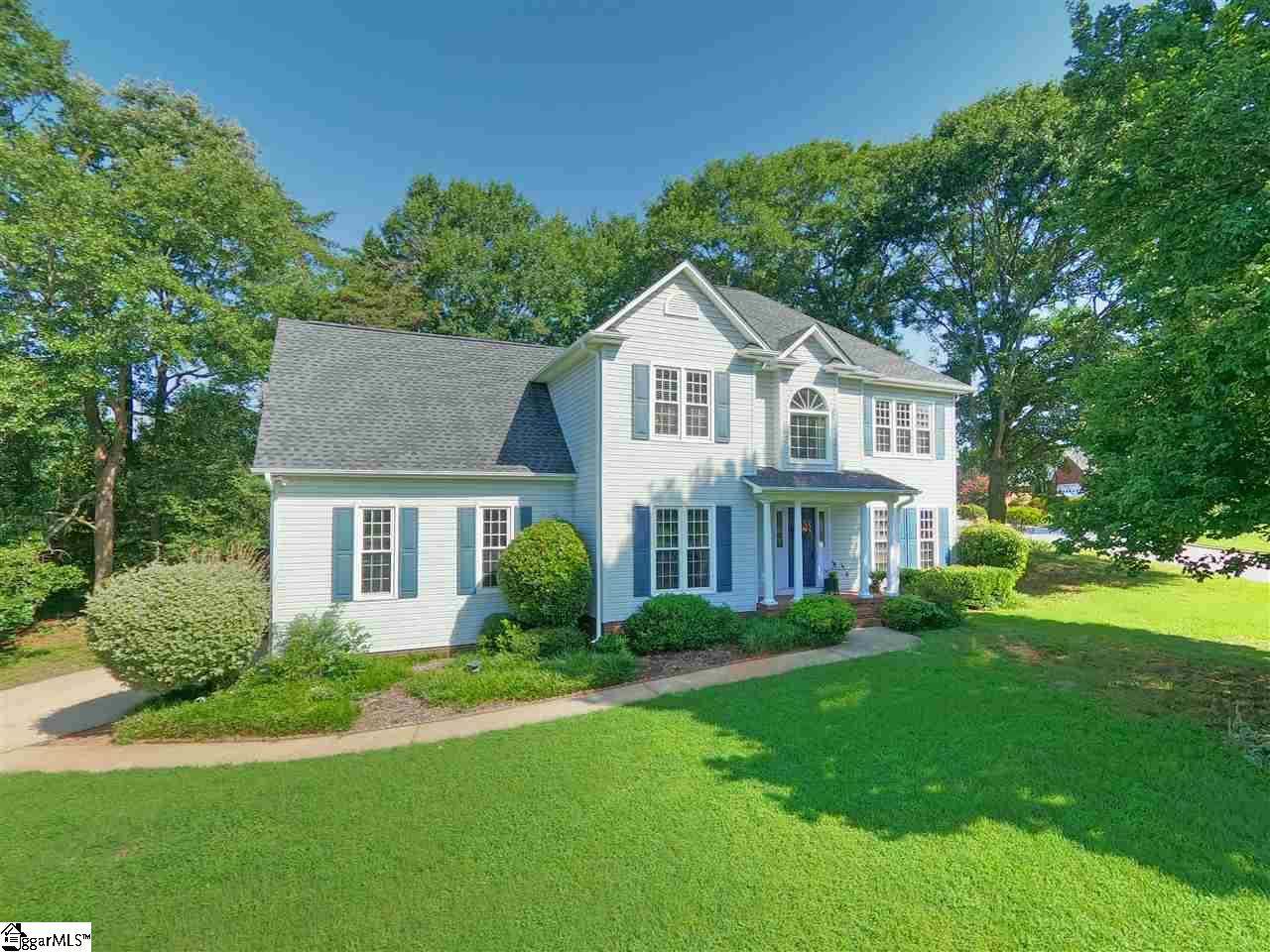 Property image 1 at 400 Crandall Drive, Greenville, SC 29607