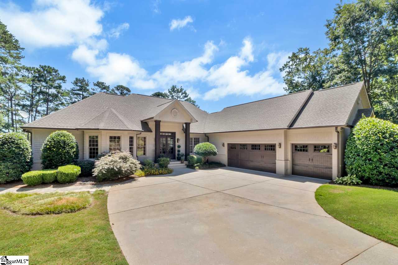 Property image 1 at 128 N Waterside Drive, Seneca, SC 29672